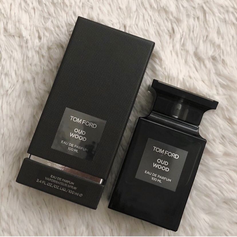 tom ford oud wood roll on