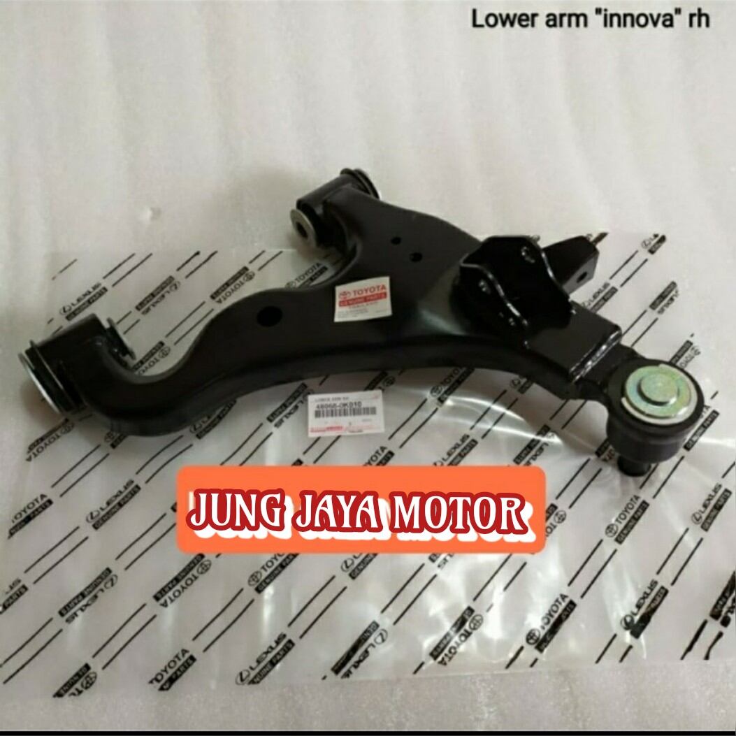 Lower arm atau sayap bawah innova hilux pick up bensin original Harga 820,000 rupiah*Gratis Ongkir