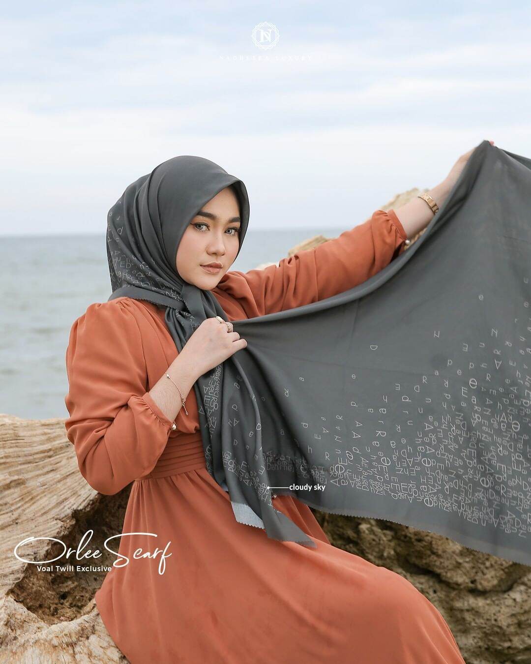 Rajabrooke I&I HIJAB NECK WARMER 若手のアイデアと想いを形にし