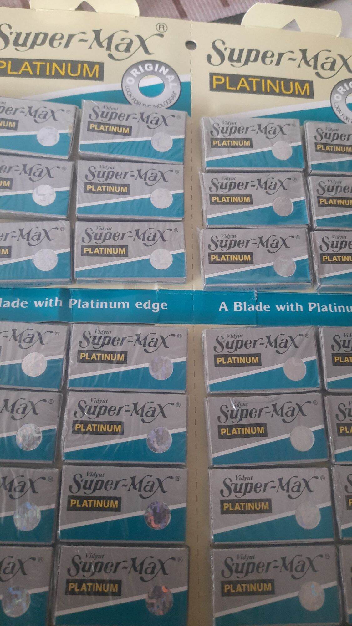 Silet Supermax 10 kotak berkualitas dengan tepi platinum