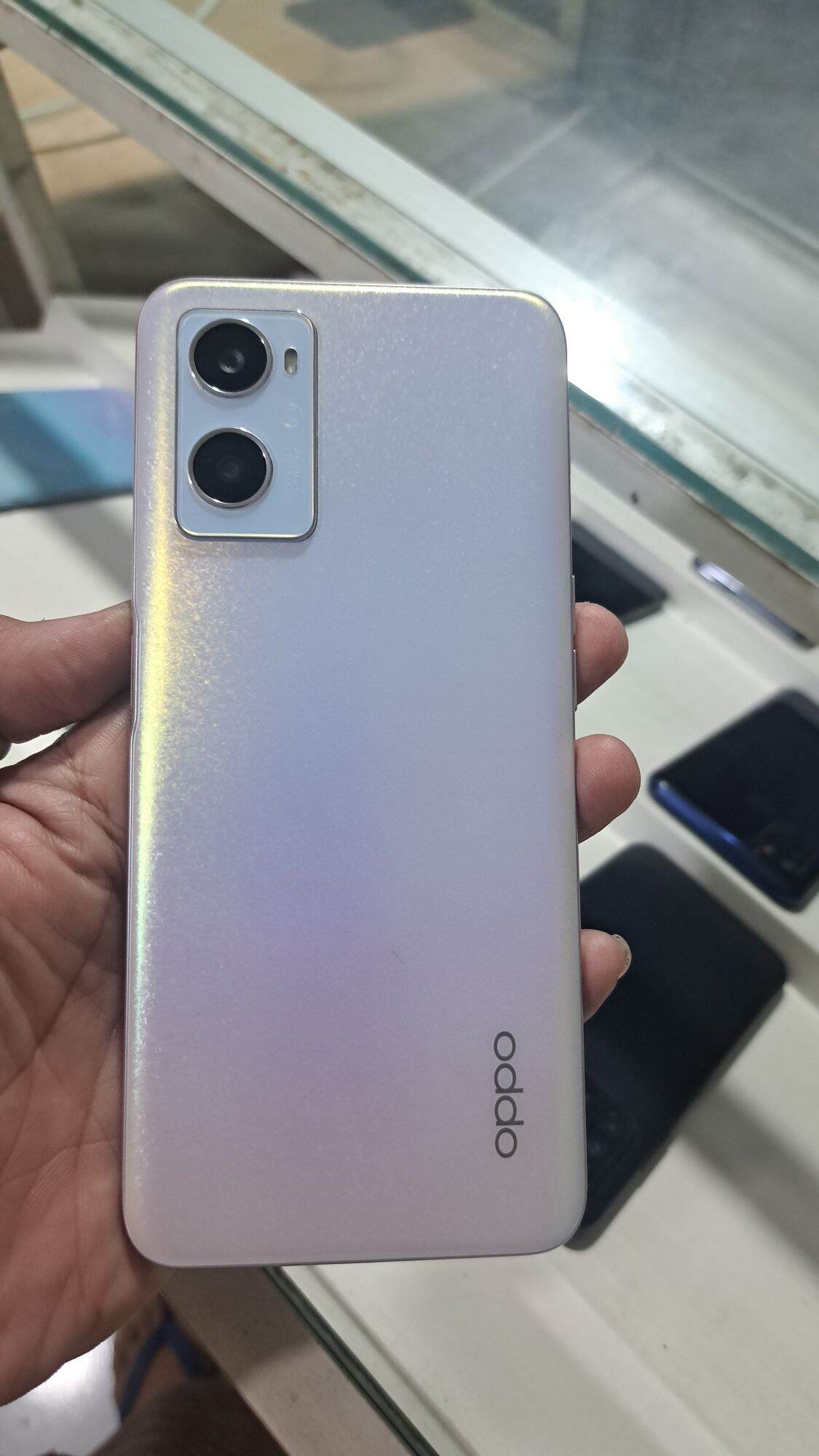 Oppo a96 8/256gb Giá 1,900,000 Đồng*Miễn phí vận chuyển