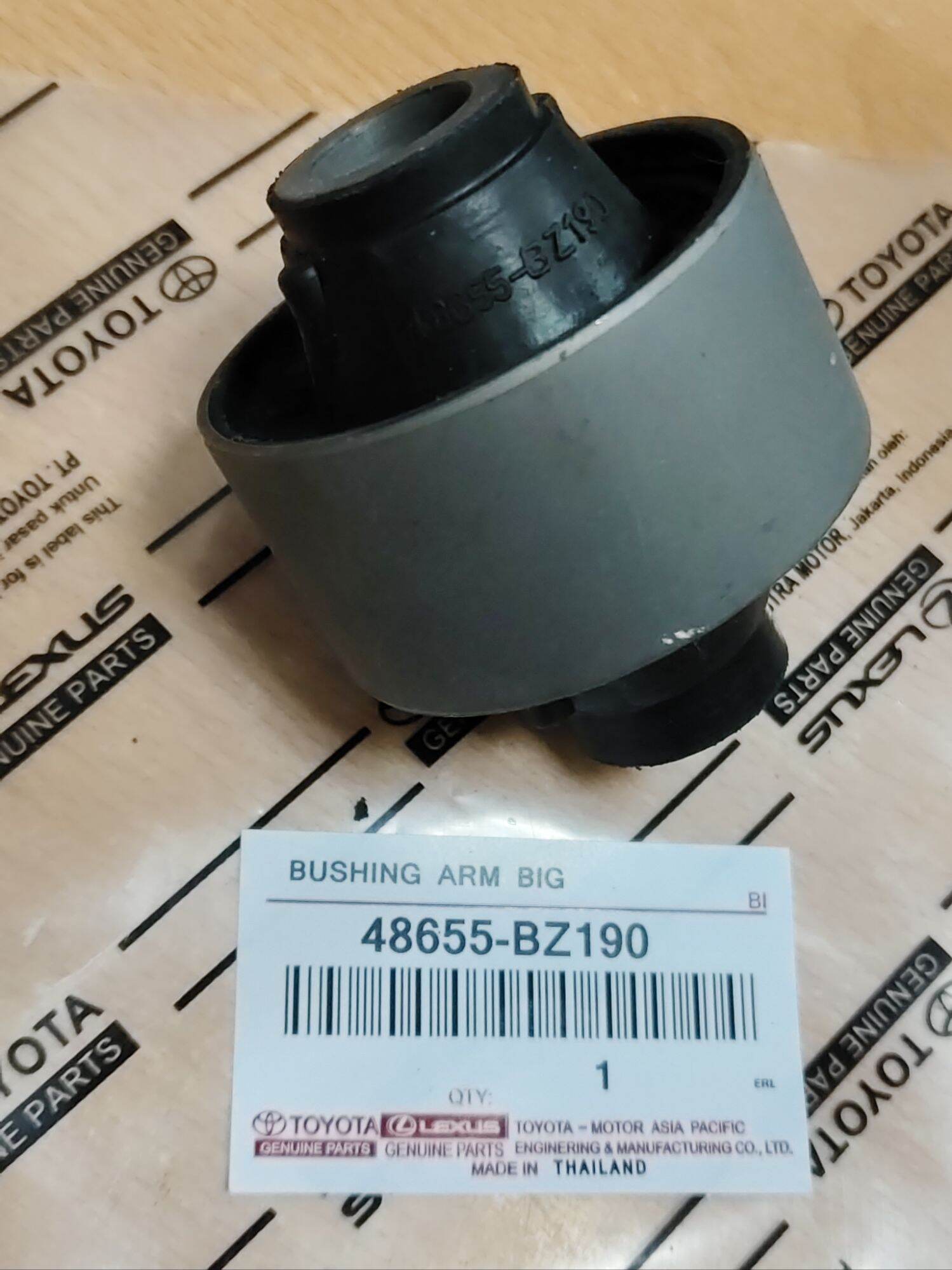 Bushing arm depan bosh sayap besar Calya sigra 48655-BZ190 Harga  62,500 Ringgit*Penghantaran Percuma