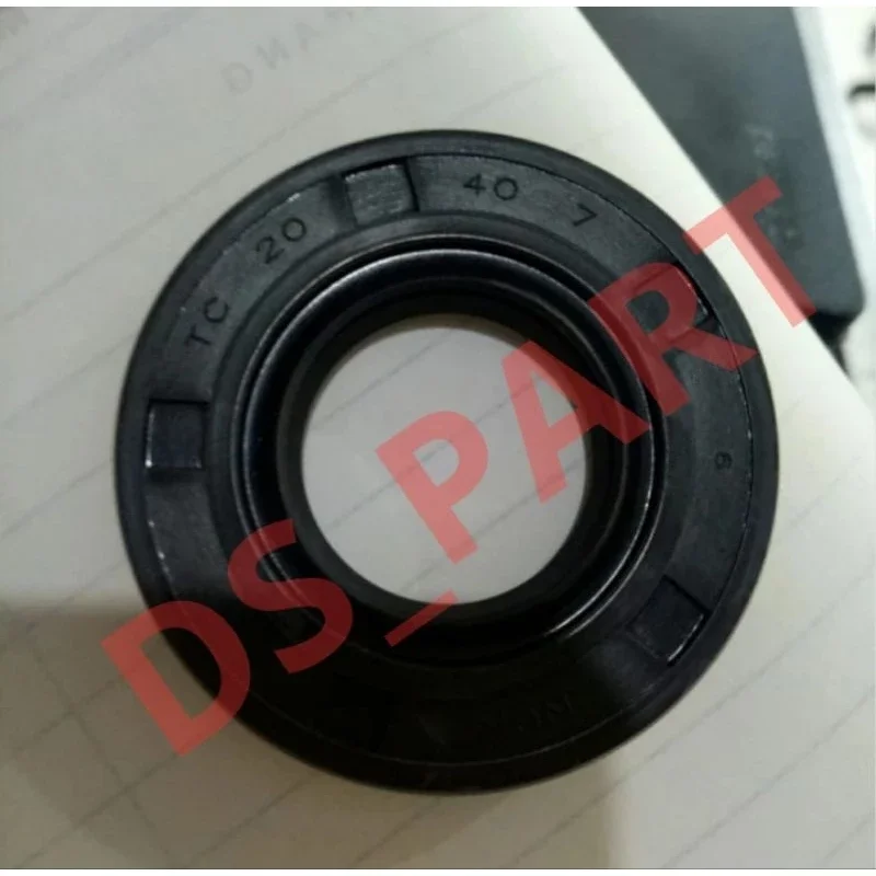 Prezervativ pornosidan kondom ichish