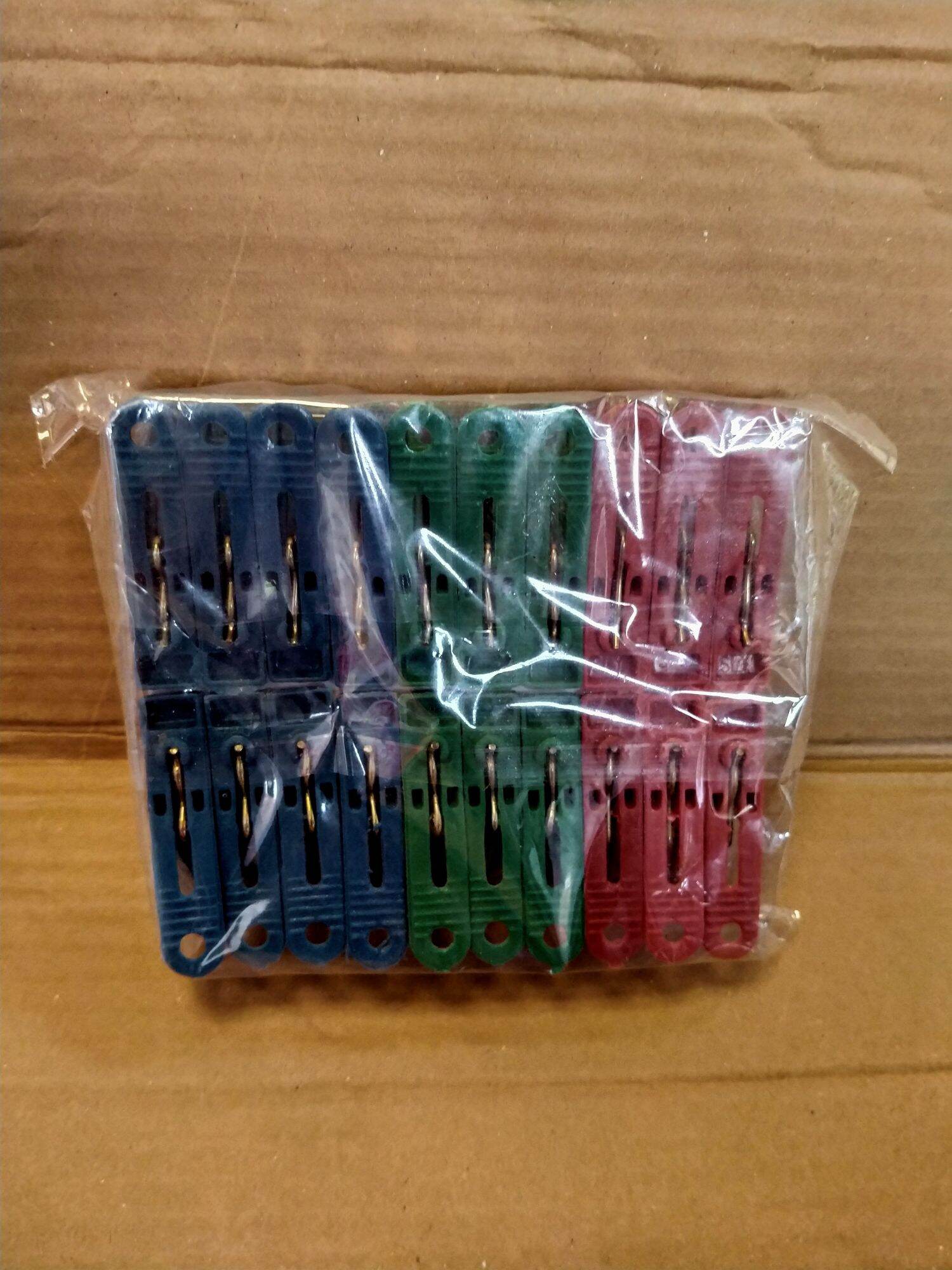 Jepitan baju plastik warna 1 set isi 20 pcs Harga 4,900 rupiah*Gratis Ongkir