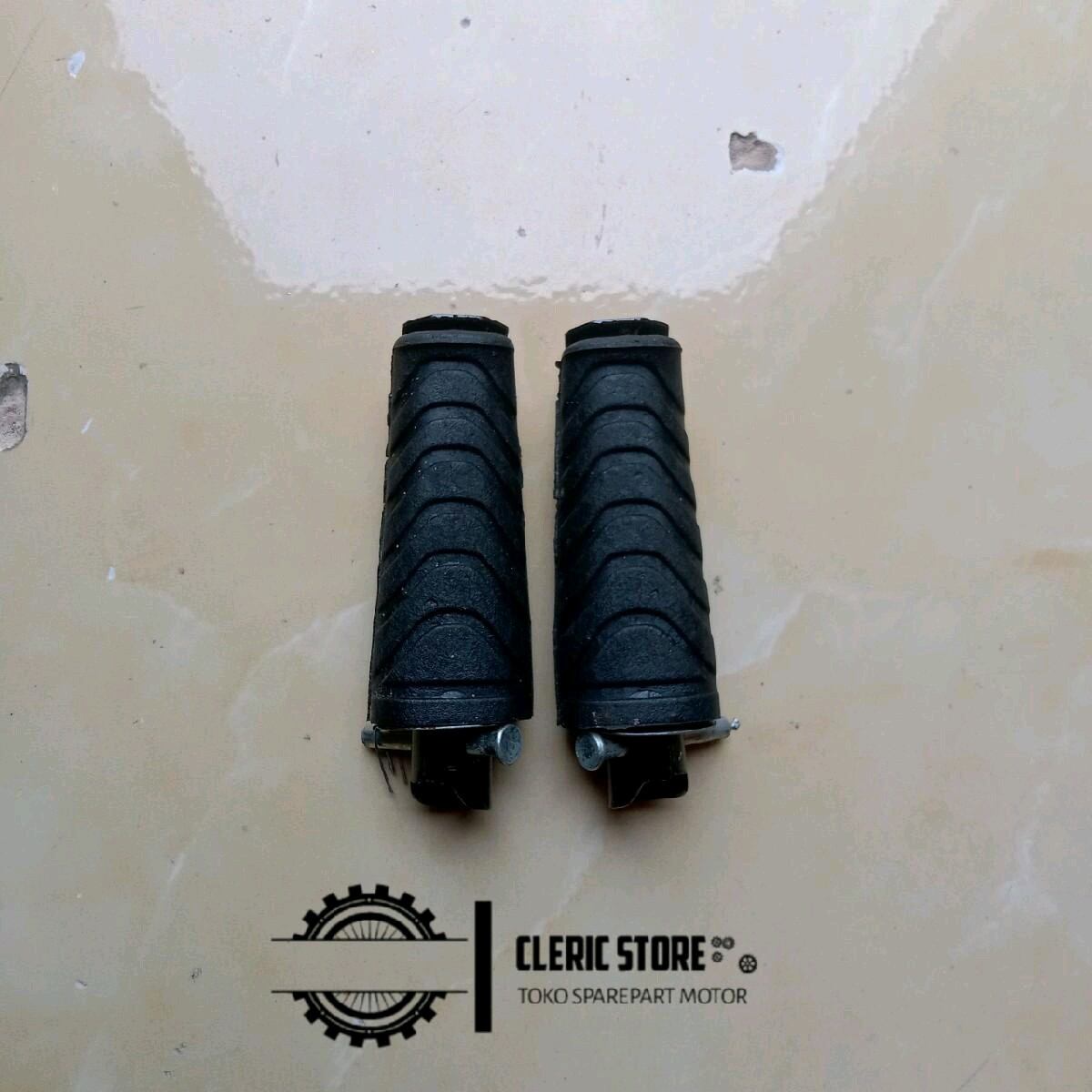 FOOTSTEP PIJAKAN KAKI BELAKANG REVO DAN BEAT Harga 21,000 rupiah*Gratis Ongkir