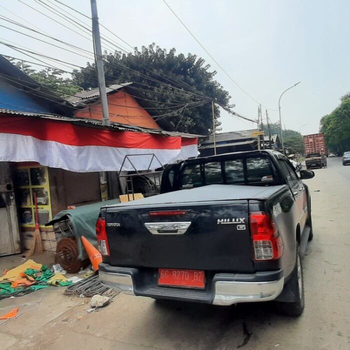 Cover Bak Terpal Penutup Bak Toyota Hilux Double Cabin Tahun 2008 - 2025 Sistem Prekat Harga 390,000 rupiah*Gratis Ongkir