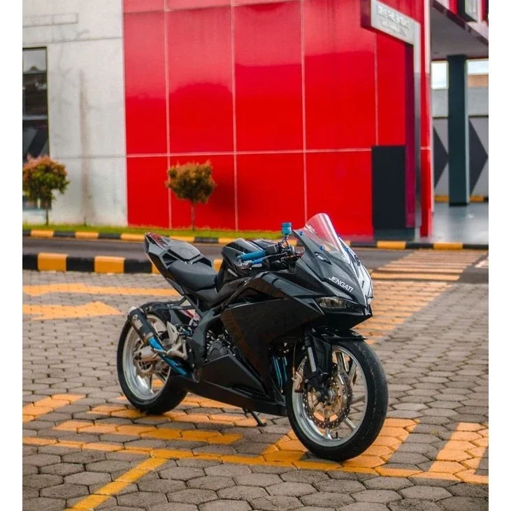 Knalpot Villan type ZX1 black header blue CBR250RR/R Ninja250 Z250 MT25 R25 Harga 1,870,000 rupiah*Gratis Ongkir