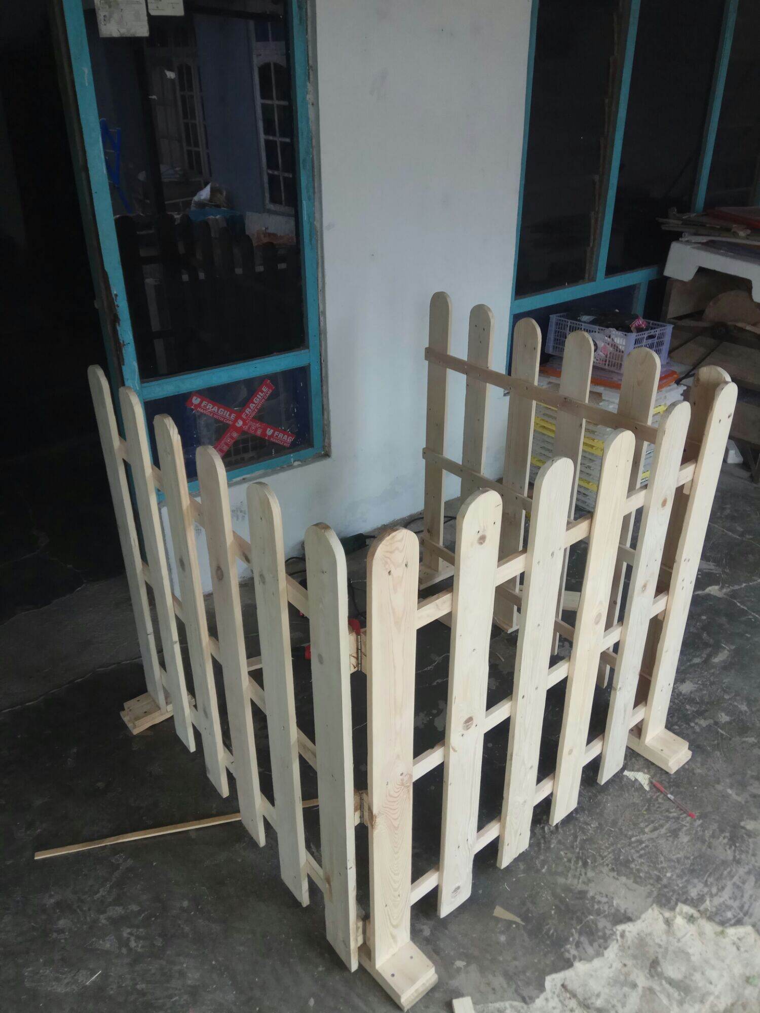 pagar kayu taman dekorasi minimalis jati Belanda Lazada Indonesia