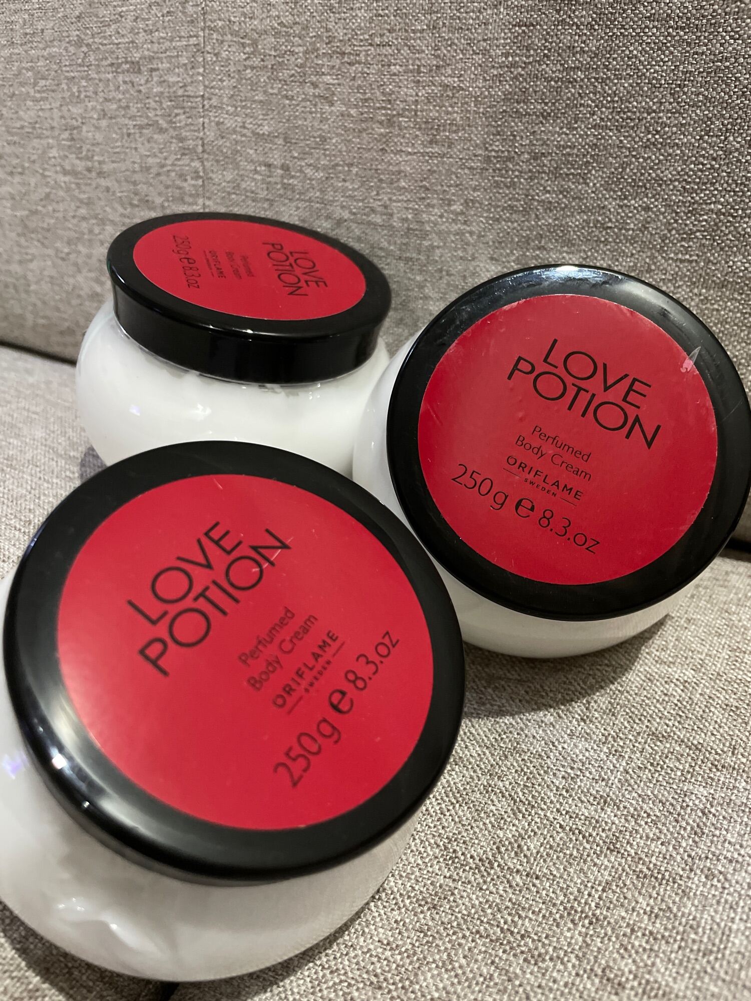 BODY CREAM LOVE POTION Lazada Indonesia