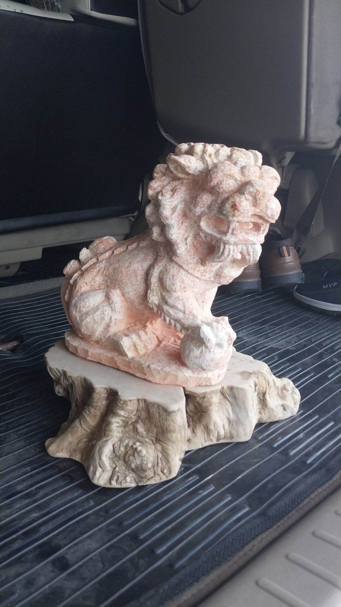 patung singa fudok dari batu alam
