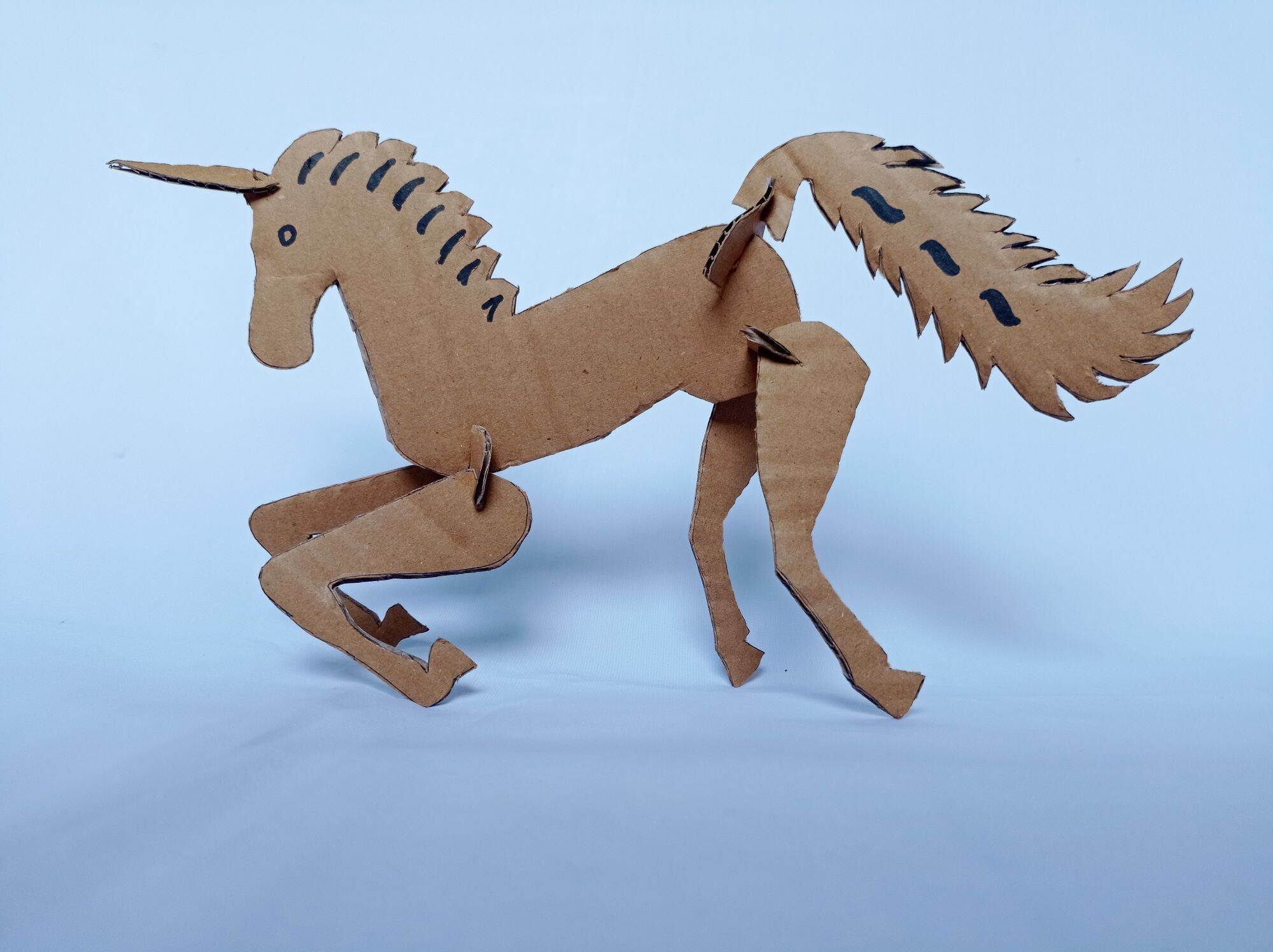 Kuda Lumping dari Kardus Bekas/ Kerangka Hewan dari kardus | Lazada