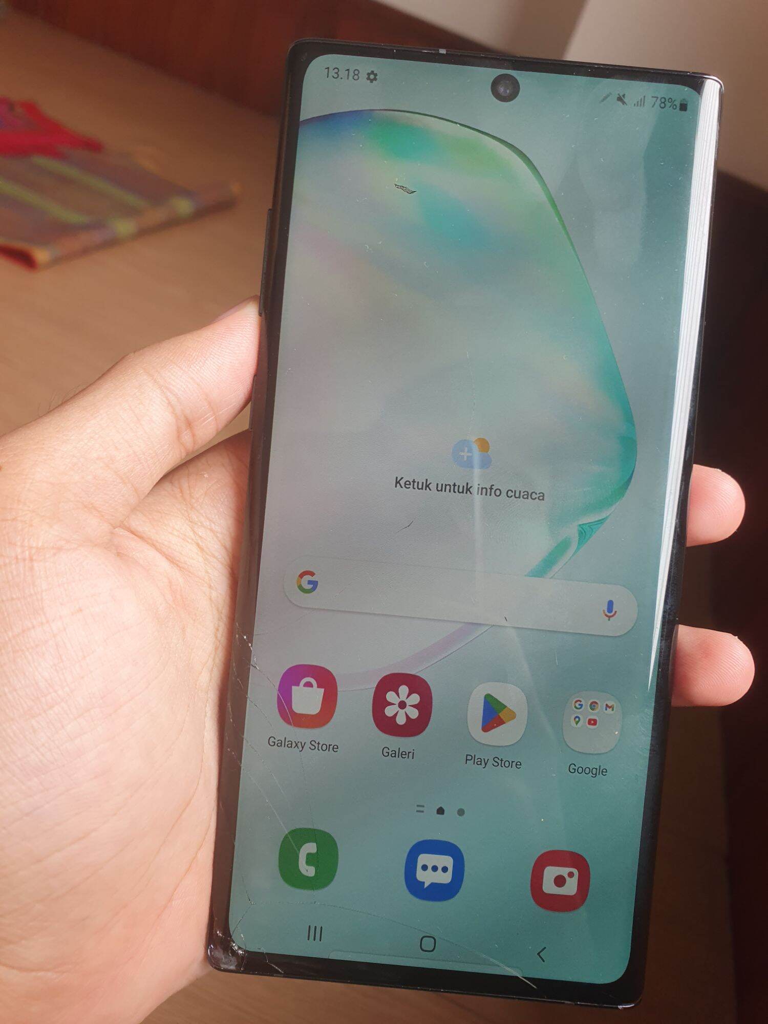 Samsung Note 10 + 12/512GB-broke slim corner | HP and its pen | 30-day warranty Harga  2,955,665 Ringgit*Penghantaran Percuma