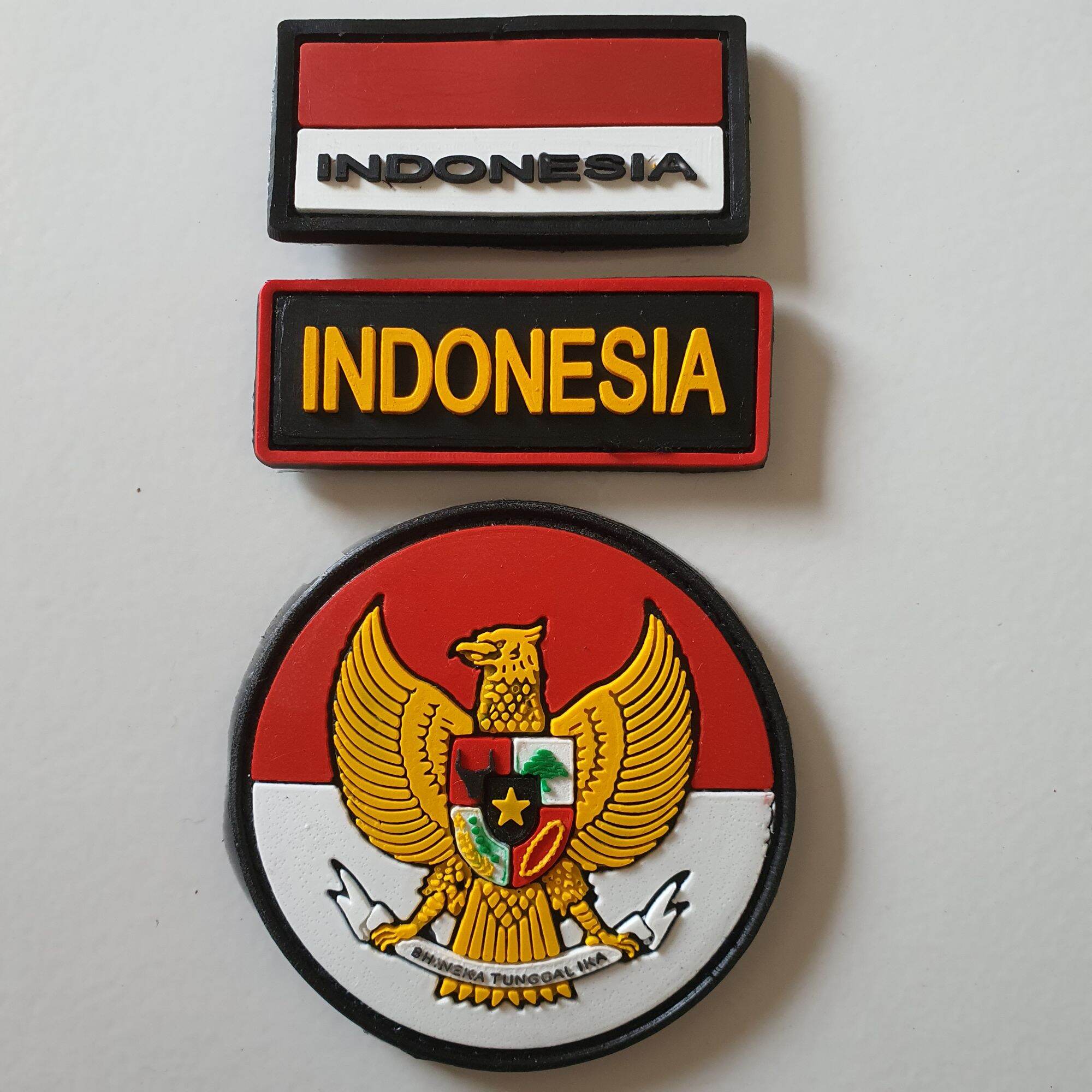 SATU SET 3 PATCH RUBBER LOGO GARUDA BULAT MERAH PUTIH+BENDERA KECIL