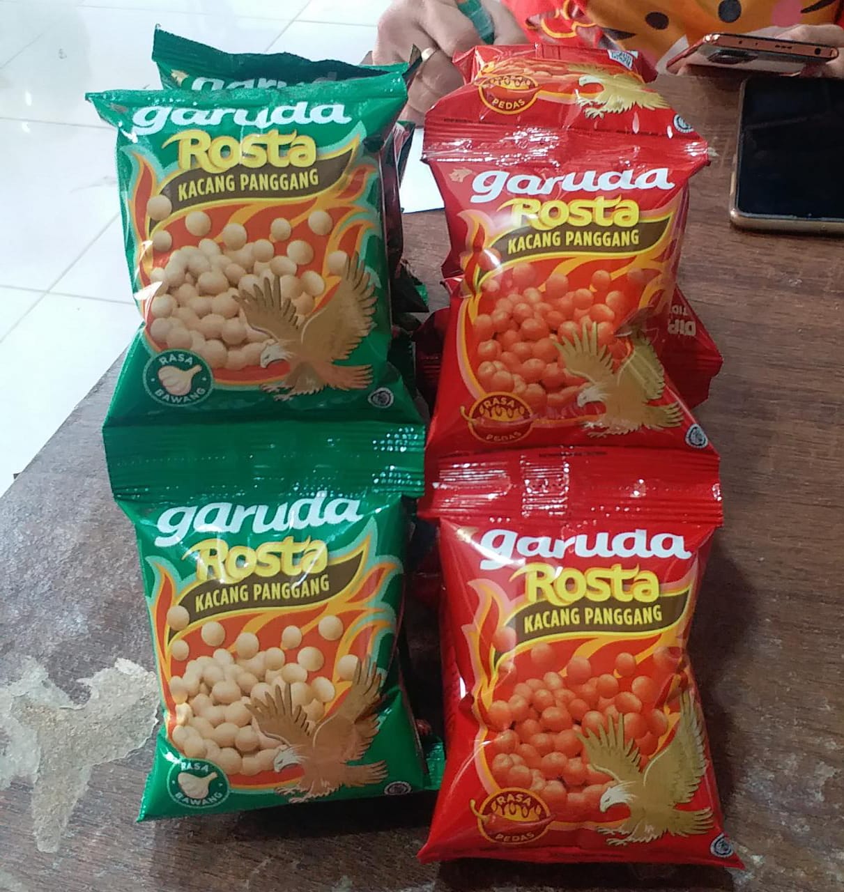 Hayek yalangoch video