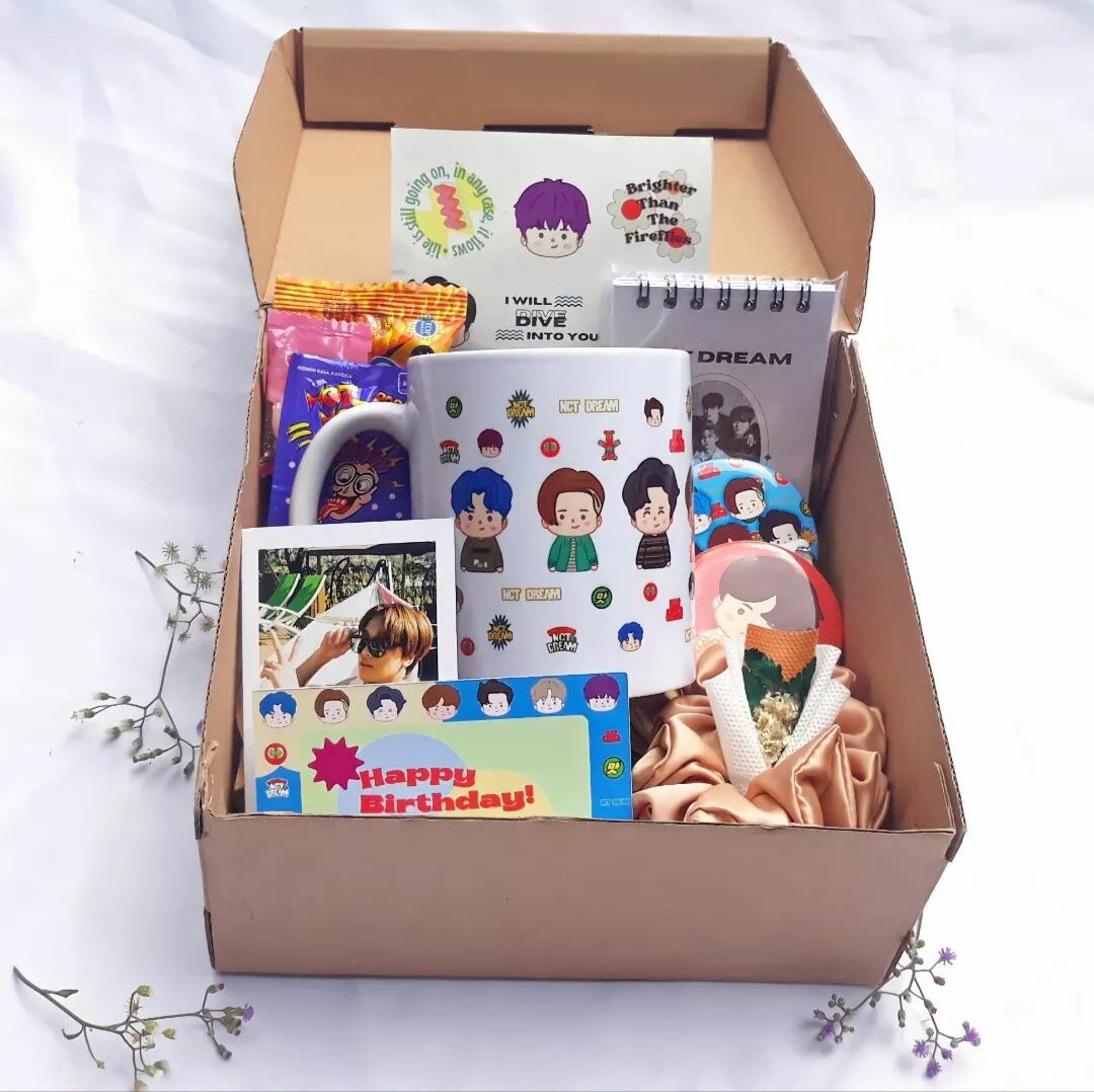 hadiah box / Hampers NCT / NCT Kpop Hampers NCT Dream FOR Birthday / Kelulusan / Self-appreciation