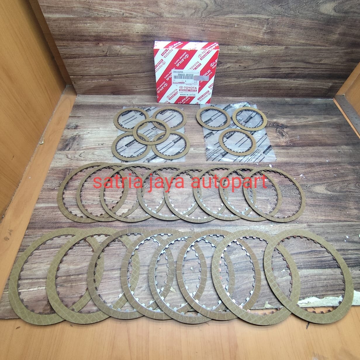 Clutch Disc Matic Set Calya at - Automatic Clutch Plate Set Agya Calya Sigra Ayla Luxio at Original Guaranteed Harga 1,100,000 rupiah*Gratis Ongkir