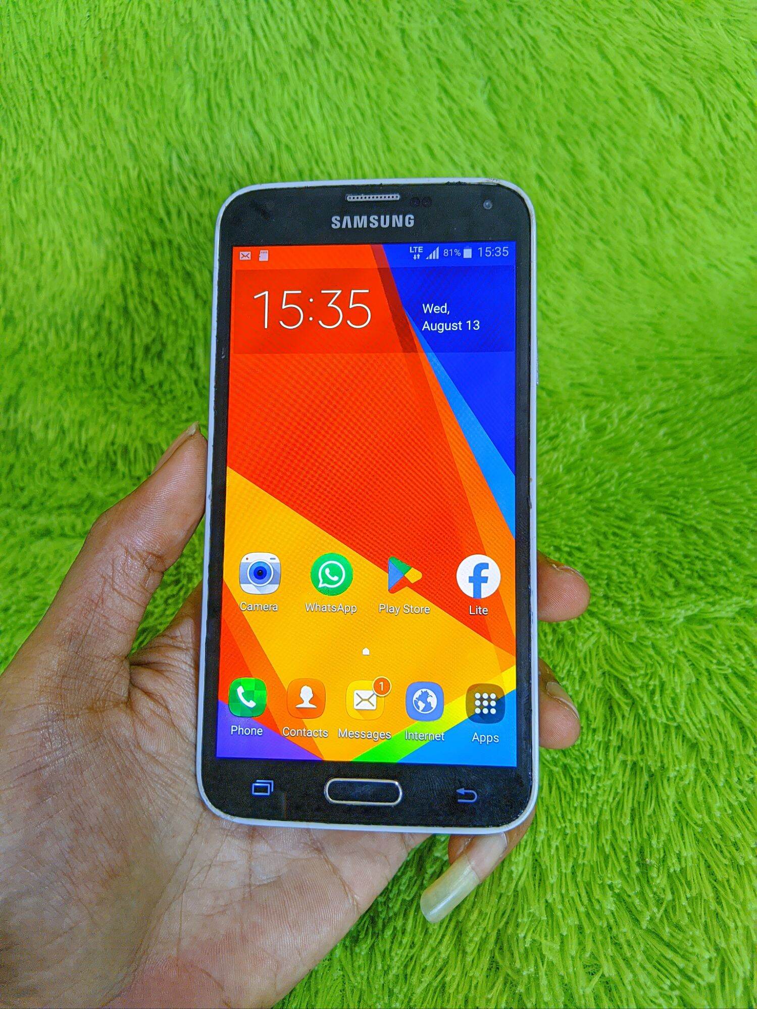 Samsung Galaxy S5 SM-SC04F SM-G900H SM-G900L 2GB/16GB 2GB/32GB 16MP Harga  169,999 Ringgit*Penghantaran Percuma