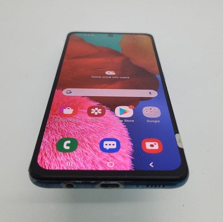 Samsung A51 normal condition-30 days warranty Harga  778,557 Ringgit*Penghantaran Percuma