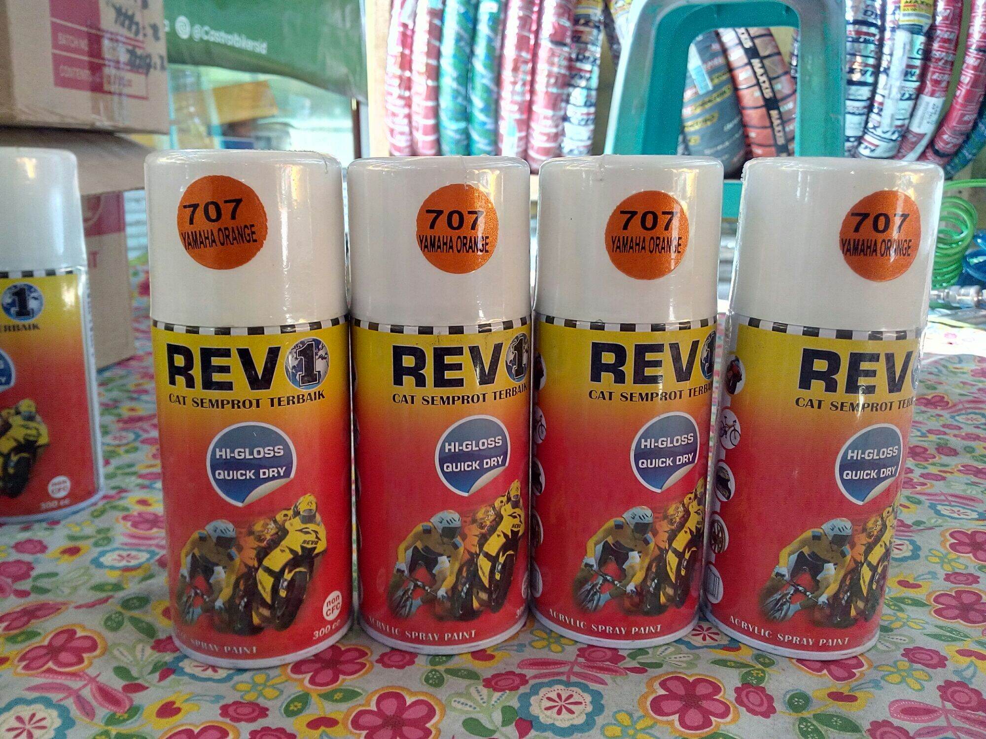 Cat Semprot REVO Acrylic Spray Paint 300cc Hi Gloss Quick Dry Cat