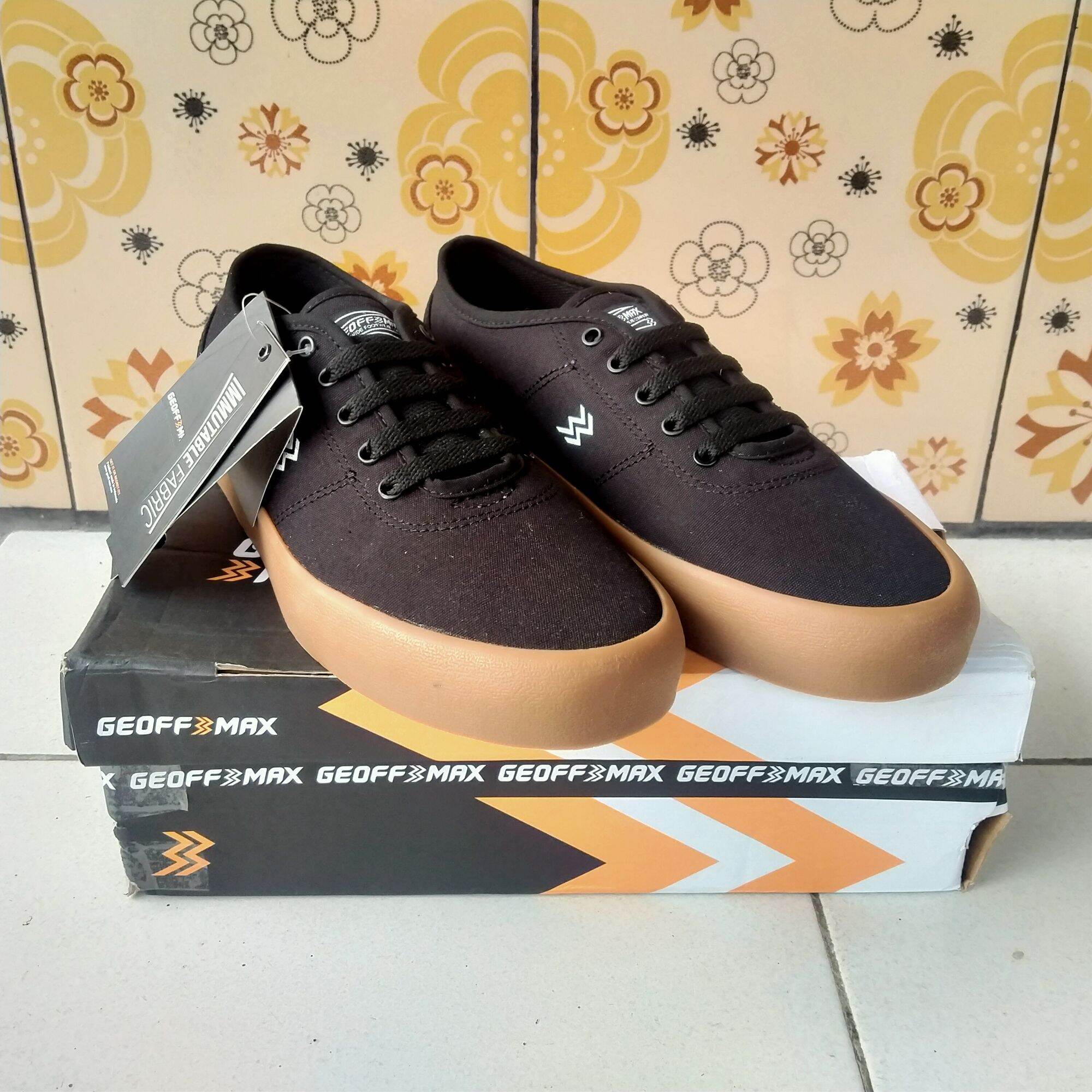 geoffmax footwear