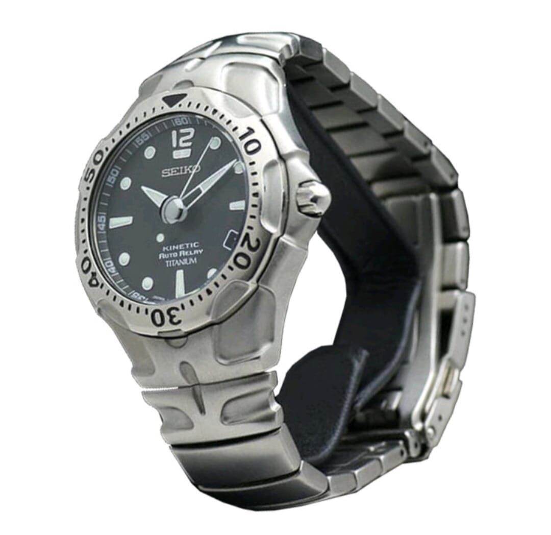 Seiko kinetic 2024 auto relay titanium