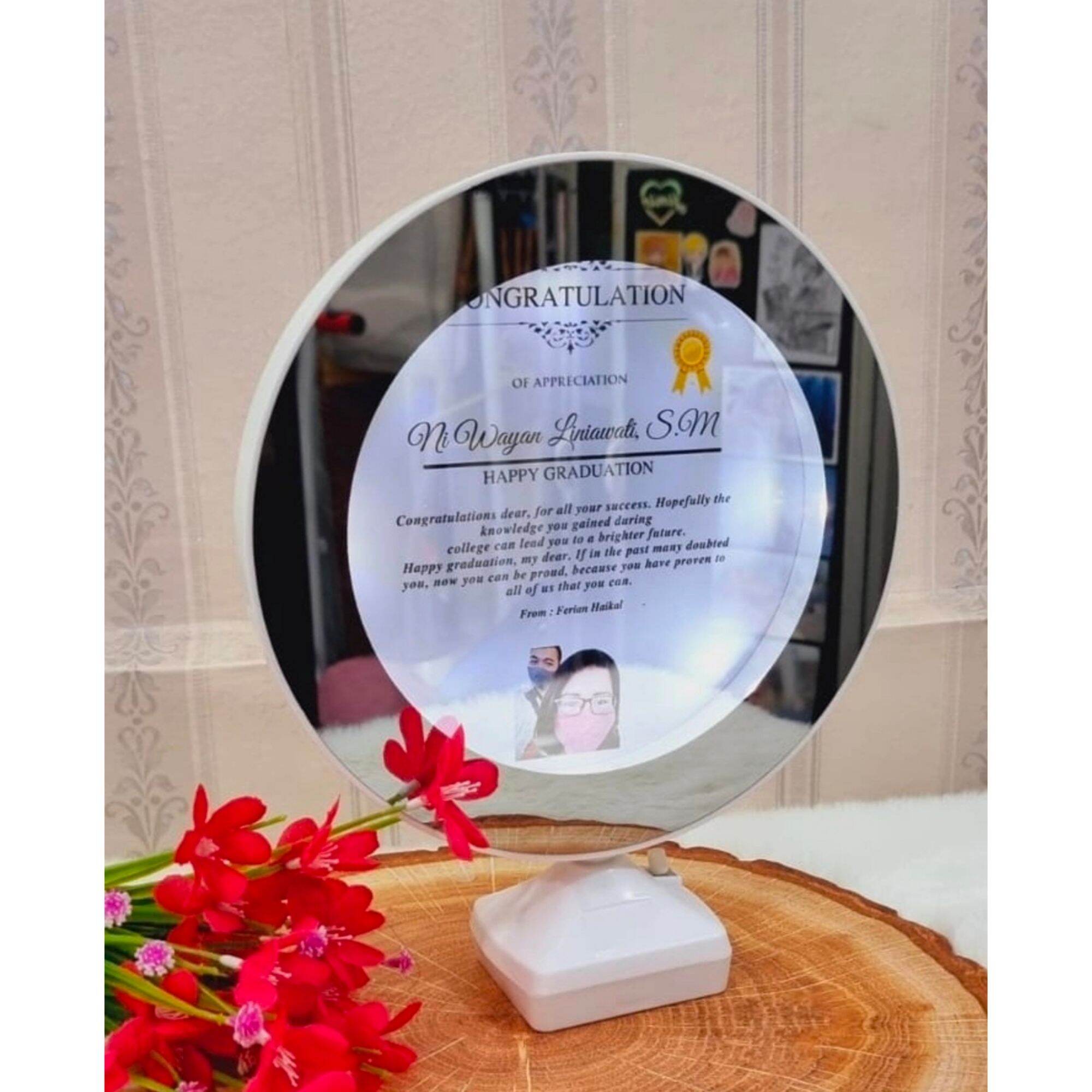 SEHARI JADI Cermin mirror kaca magic ajaib frame foto lampu LED hadiah kado gift hampers custom ultah anniversary wisuda wedding kado valentine natal unik mewah lucu bentuk bulat love bunga flower