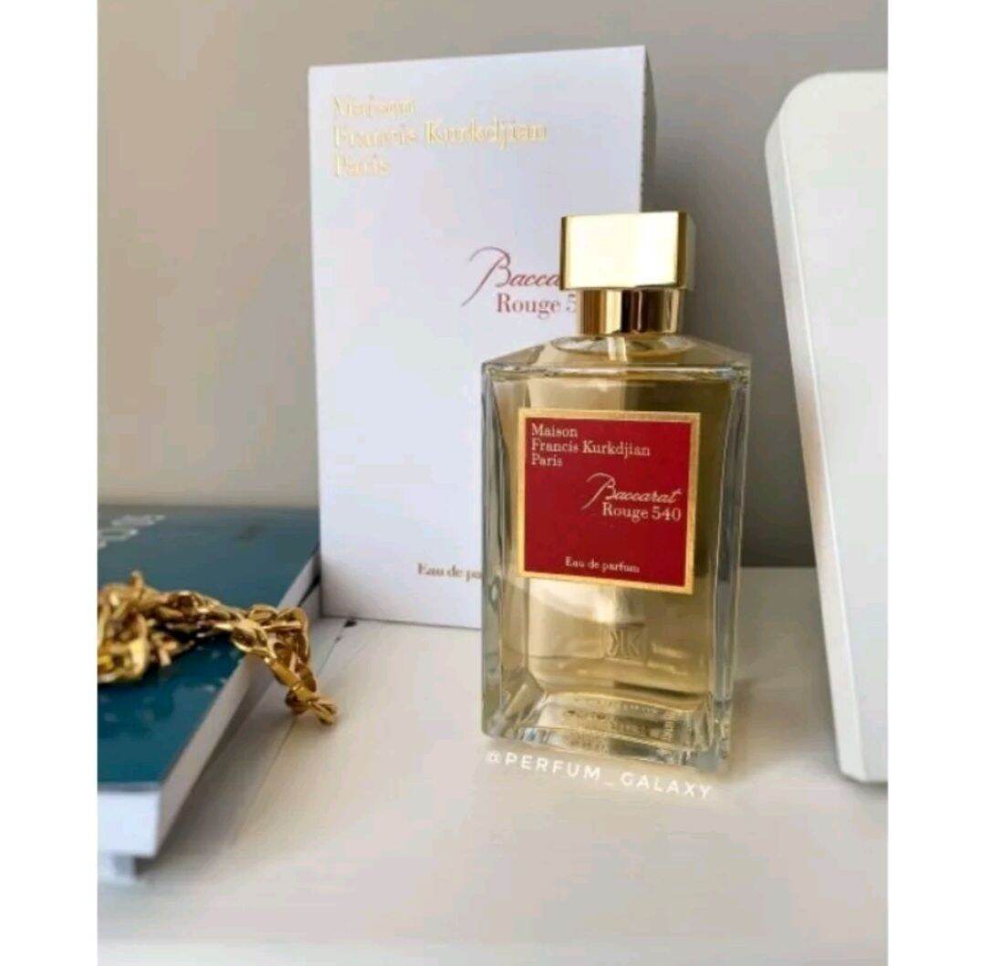Parfum Wanita dan Pria Baccarat Rouge 540 Extrait De parfum 200 ML