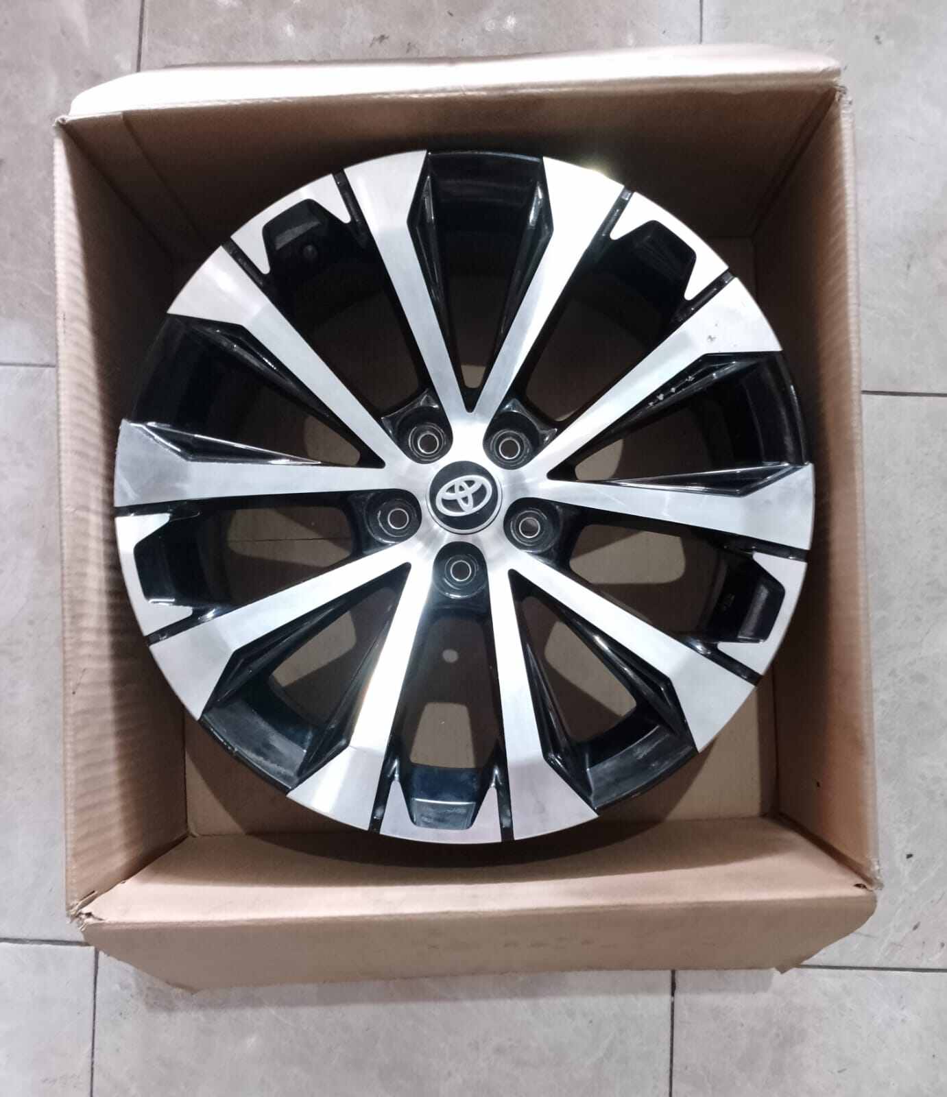 velg original avanza grand new veloz Harga 3,750,000 rupiah*Gratis Ongkir