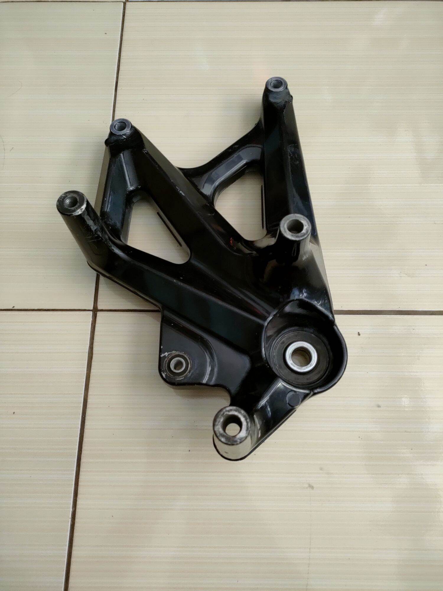 Arm arem swing arm dudukan knalpot yamaha aerox 155 original Lazada