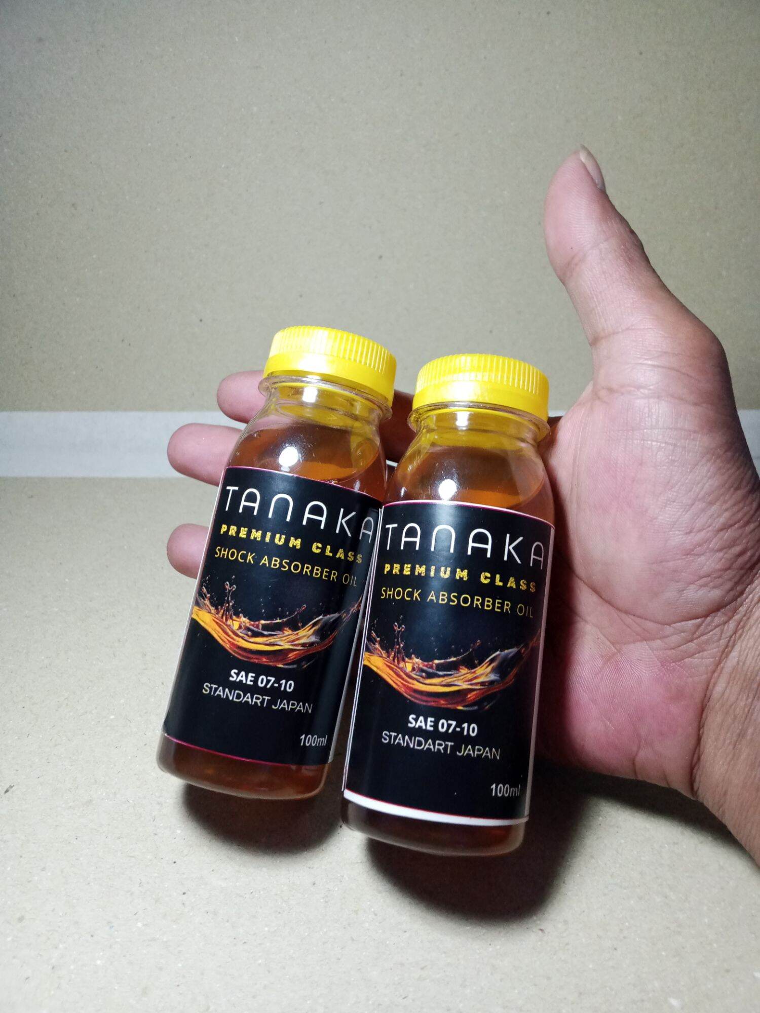 Premium shockbreaker oil 100 ml x 2 bottles | shockbreaker oil package for one time service with premium quality No1 Japan Harga  15,000 Ringgit*Penghantaran Percuma
