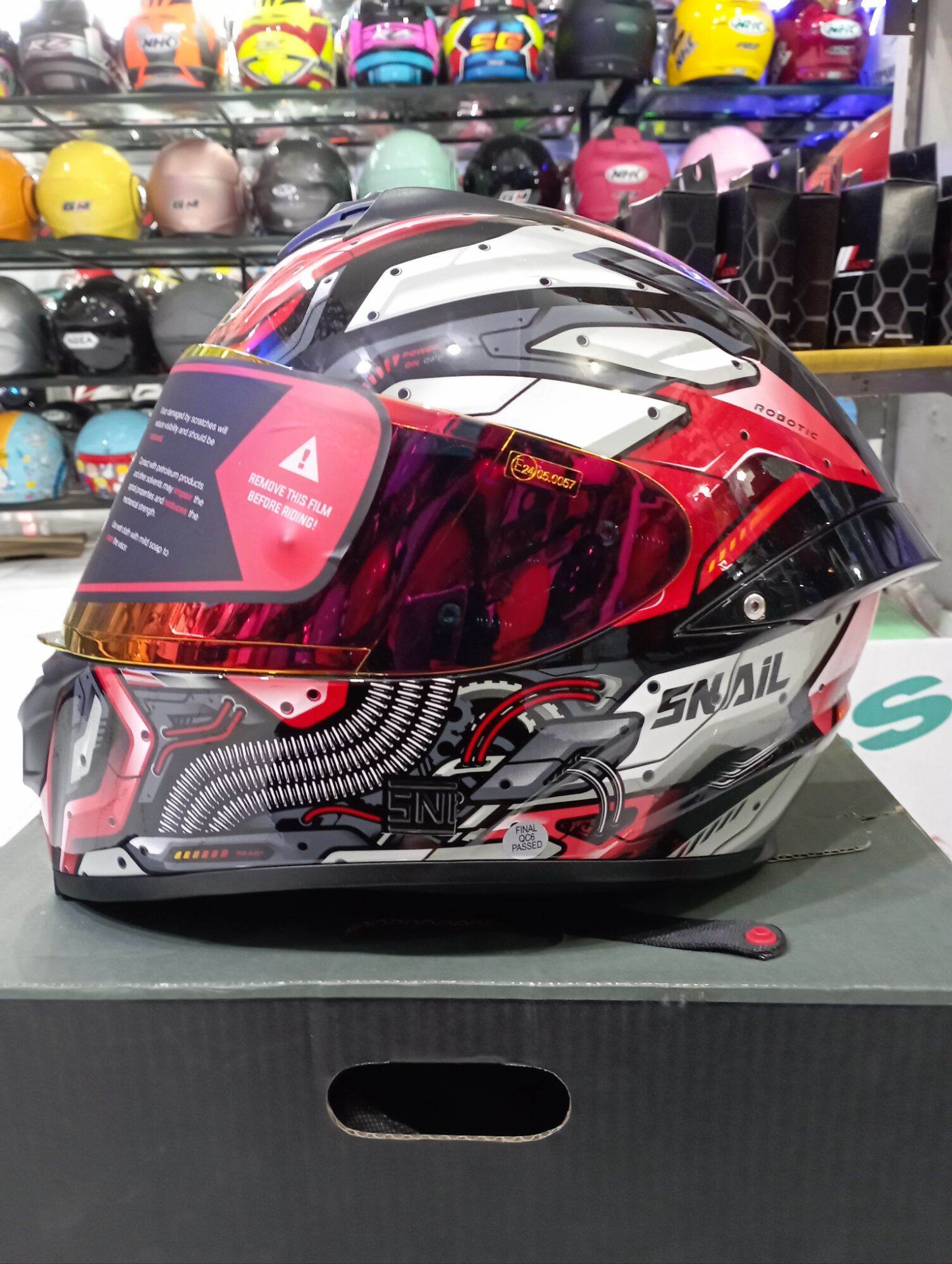 HELM FULLFACE SNAIL FFS2 ROBOTIC RED VISOR ORIGINAL Harga 1,100,000 rupiah*Gratis Ongkir