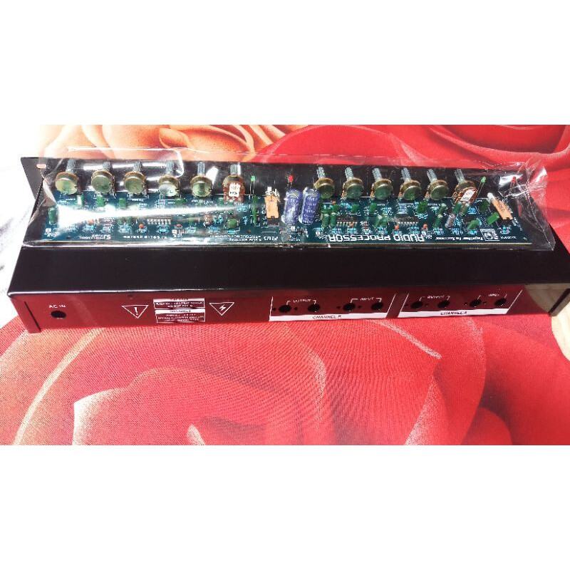 SATU PAKET KIT AUDIO PROSESOR PLUS SUB PLUS BOK KIT AUDIO PROSESOR