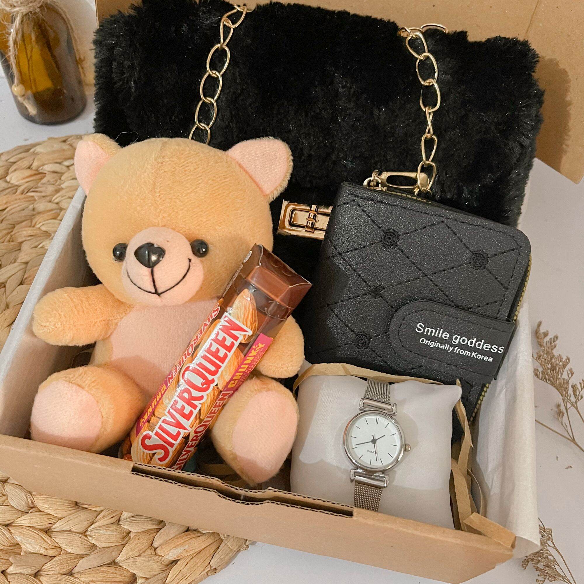 Kado Hampers Ulang Tahun Cewek Boneka Jam Tangan Tas Selempang / Kado Wisuda / Kado Pernikahan