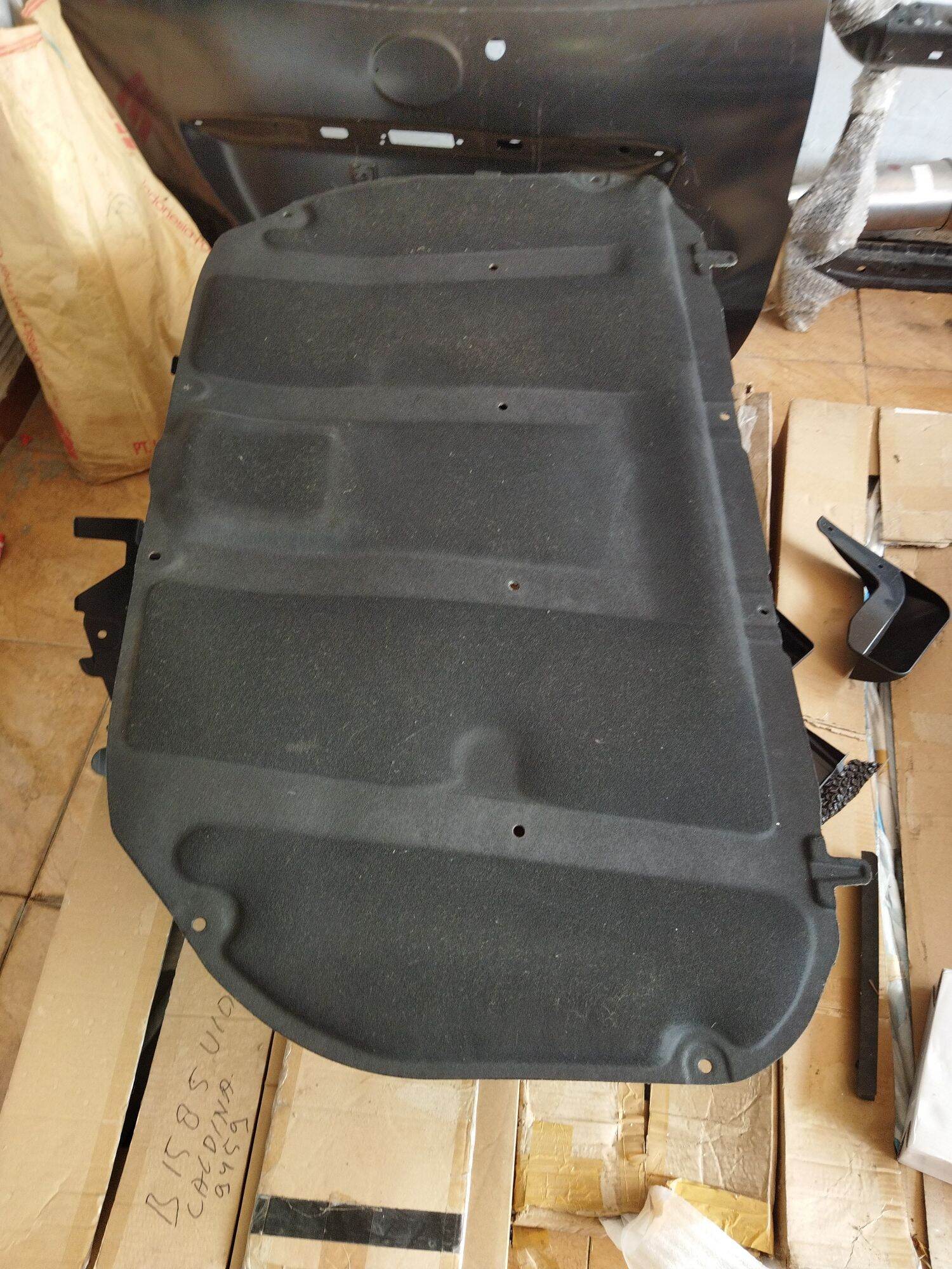 Peredam Panas Suara Kap Mesin Toyota Fortuner VRZ 2016 - 2023 Original Harga 750,000 rupiah*Gratis Ongkir