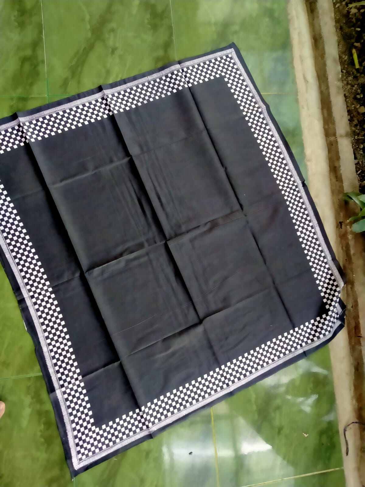 Kain Ikat Iket Udeng Topi Tutup Kepala Segi Empat Jawa Solo Jogja | Lazada  Indonesia