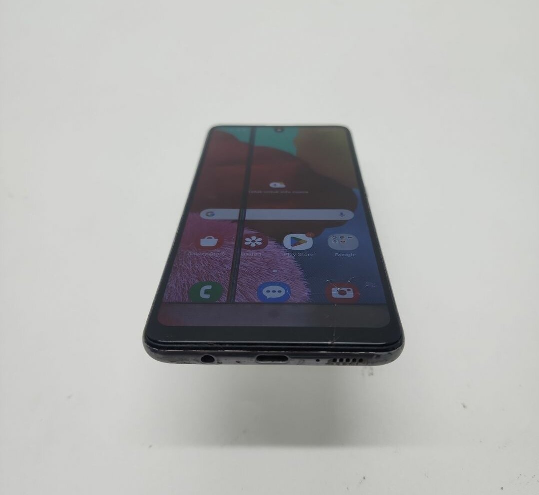 Samsung A51 6GB/128GB Prism Crush Black – Unit Only Harga  689,585 Ringgit*Penghantaran Percuma