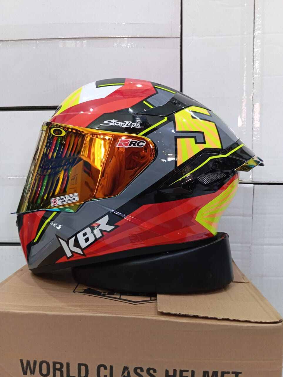 HELM KBR TTC MOTIF JAUME MASIA PAKET GANTENG SNI Harga  505,000 Ringgit*Penghantaran Percuma