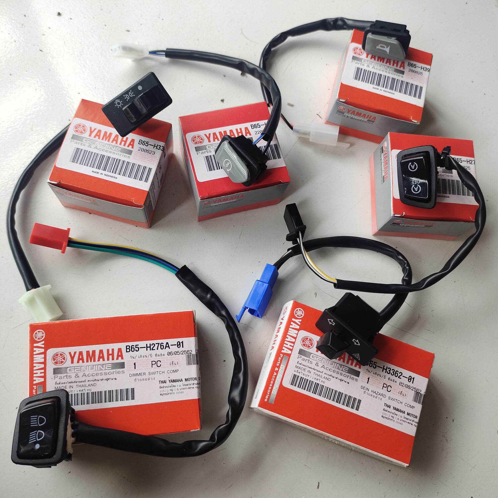 Aerox horn starter turn signal dimmer light button 155 idling stop Harga 27,900 rupiah*Gratis Ongkir