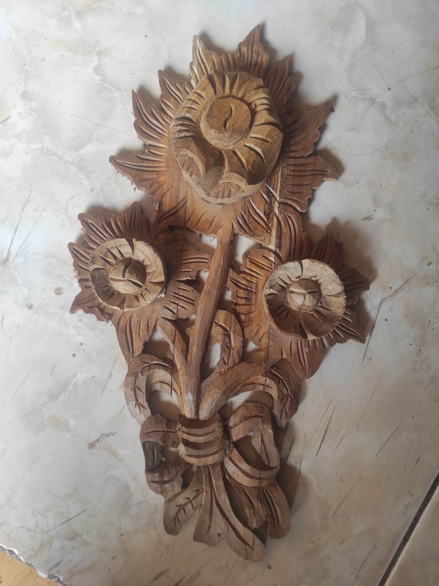 Tempel Ornamen Aksesori Furnitur Kayu Ati Ukiran Tangan 27 X 17 Cm Tebak 1 Cm