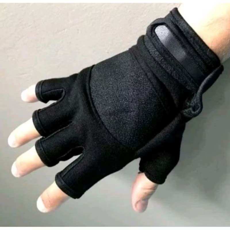 Sarung tangan half finger sarung tangan motor Harga  8,500 Ringgit*Penghantaran Percuma