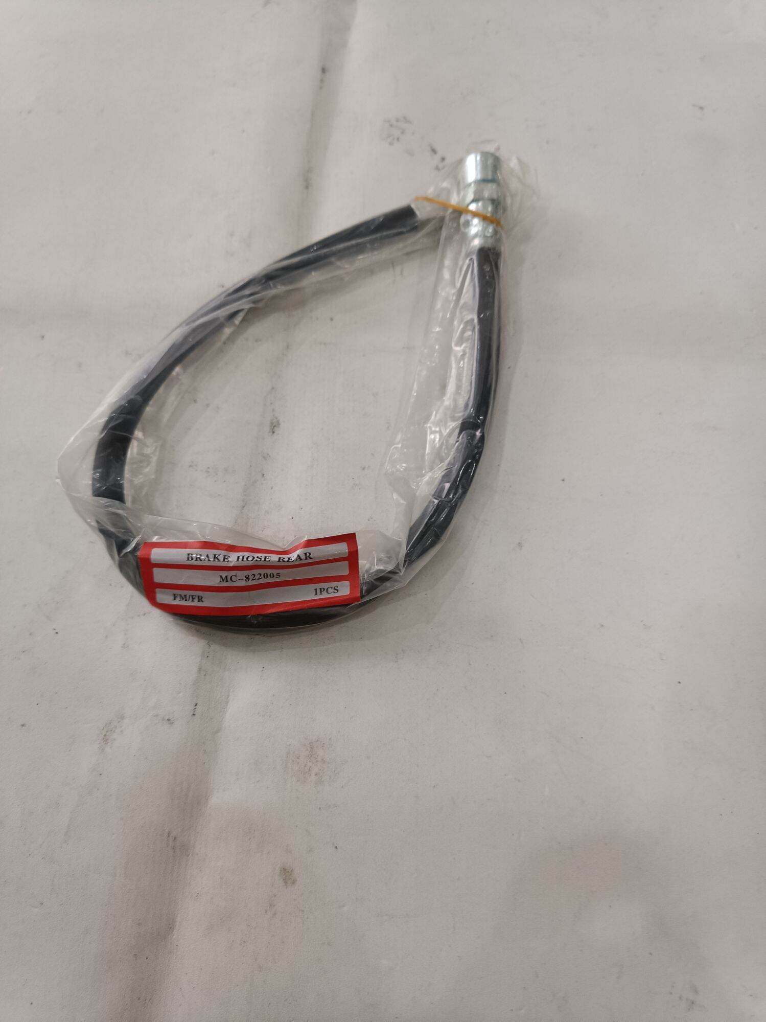 BRAKE HOSE REAR MITSUBISHI FM/FRSELANG REM BELAKANG FM/FR PART NO MC
