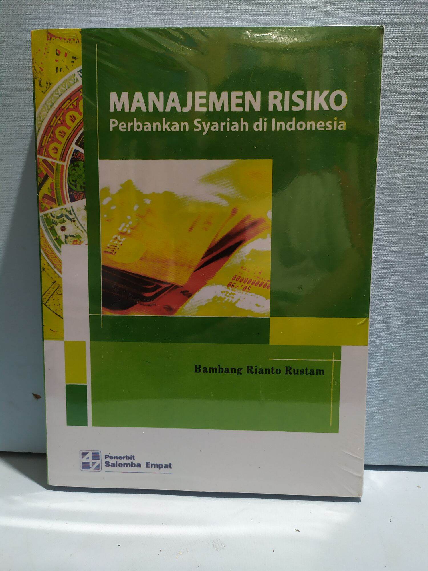 BUKU MANAJEMEN RESIKO PERBANKAN SYARIAH DI INDONESIA | Lazada Indonesia