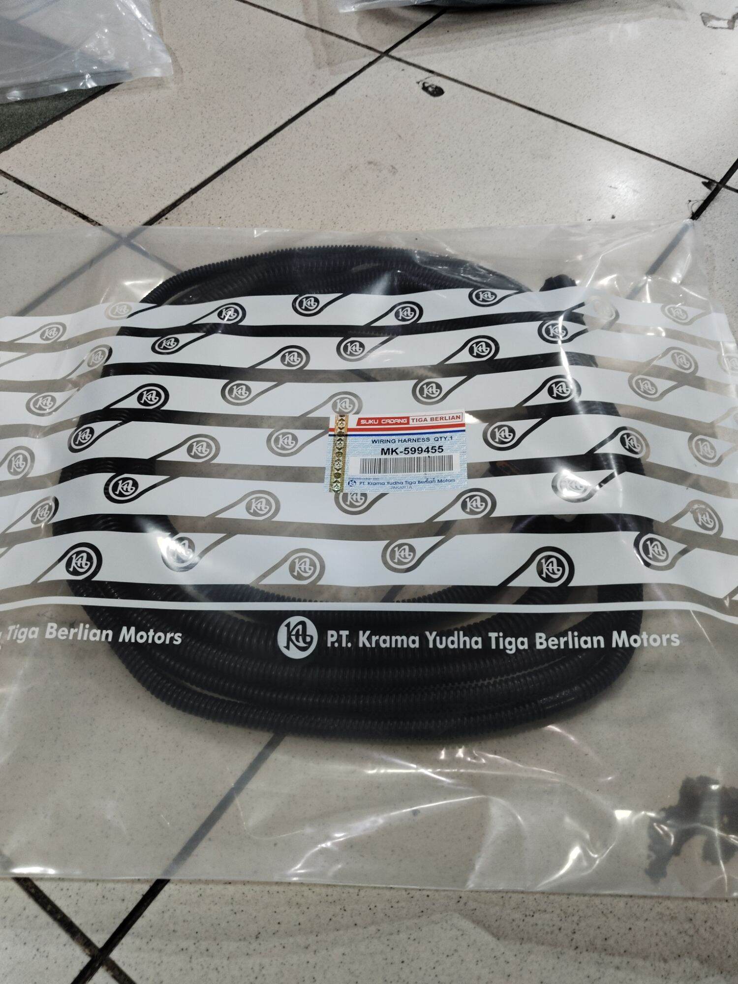 kabel body set BELAKANG wiring harness Mitsubishi Ps125 canter turbo Harga 850,000 rupiah*Gratis Ongkir