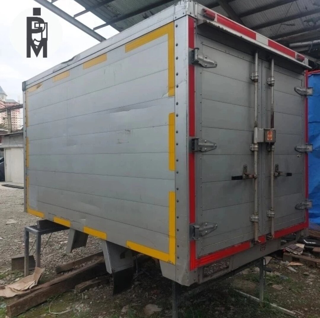 BOX CARRY FUTURA BEKAS ALUMUNIUM Harga 7,499,000 rupiah*Gratis Ongkir