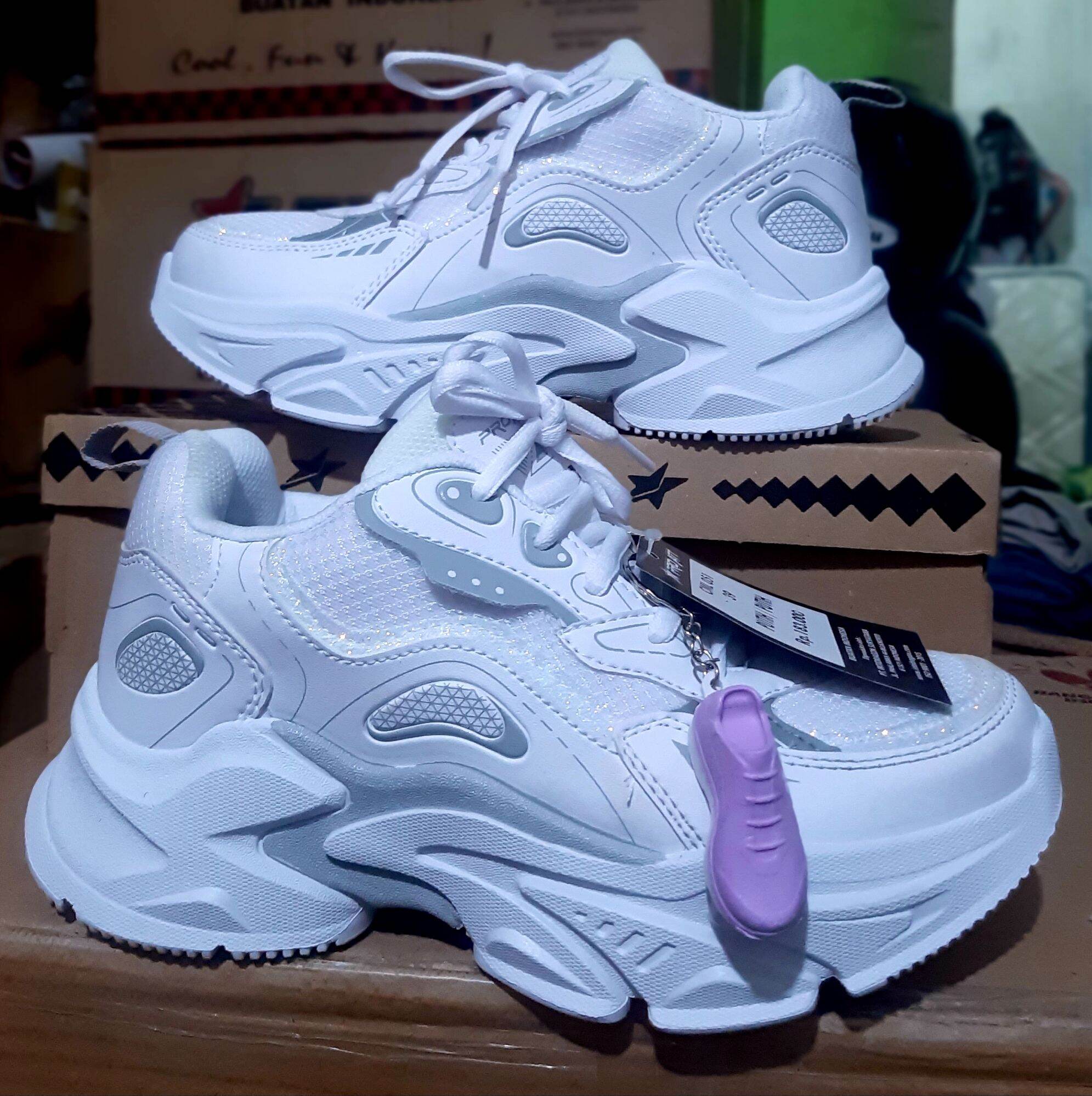 Pro Att Cml 050 White/White Sneakers Women's Shoes Sz 37 40 - Merek pro att Harga 139,900 rupiah*Gratis Ongkir