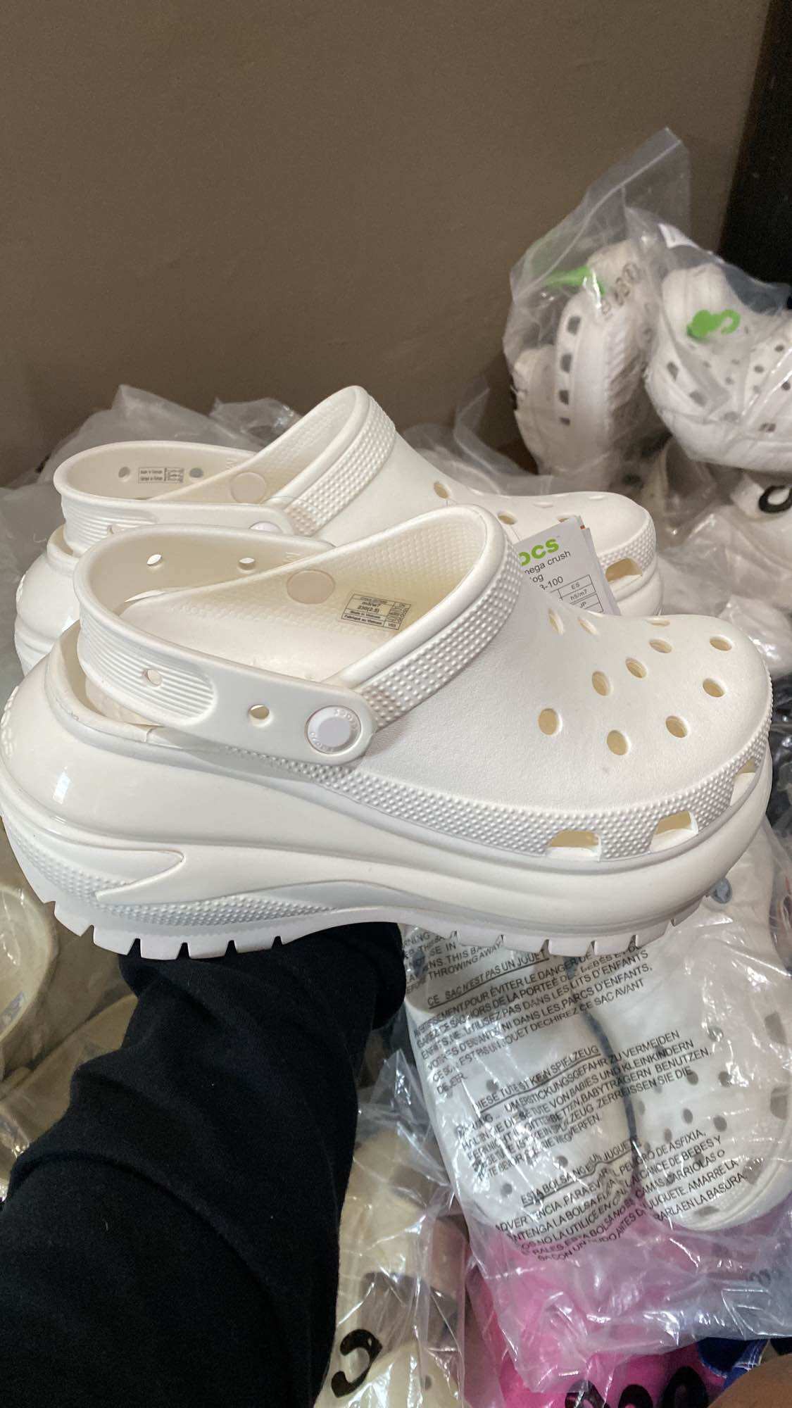 Mega Crush Clog White Clog Crocs Polos Clog Semua Musim Ukuran Eu