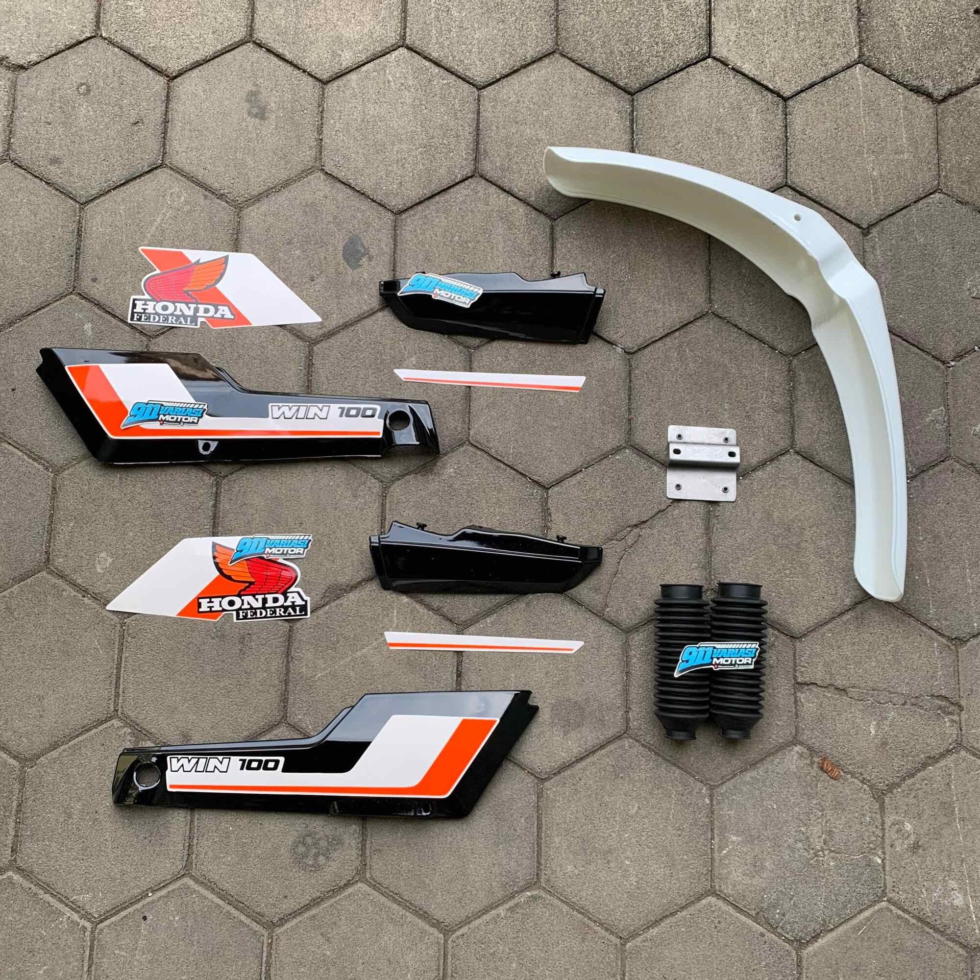 Fullset Cover Body Honda Win Warna Hitam Set Honda Win Set Striping Semi Trail Federal Warna