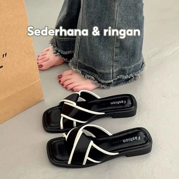 sendal wanita terbaru 2023 / Sandal teplek wanita full busa Harga 31,000 rupiah*Gratis Ongkir