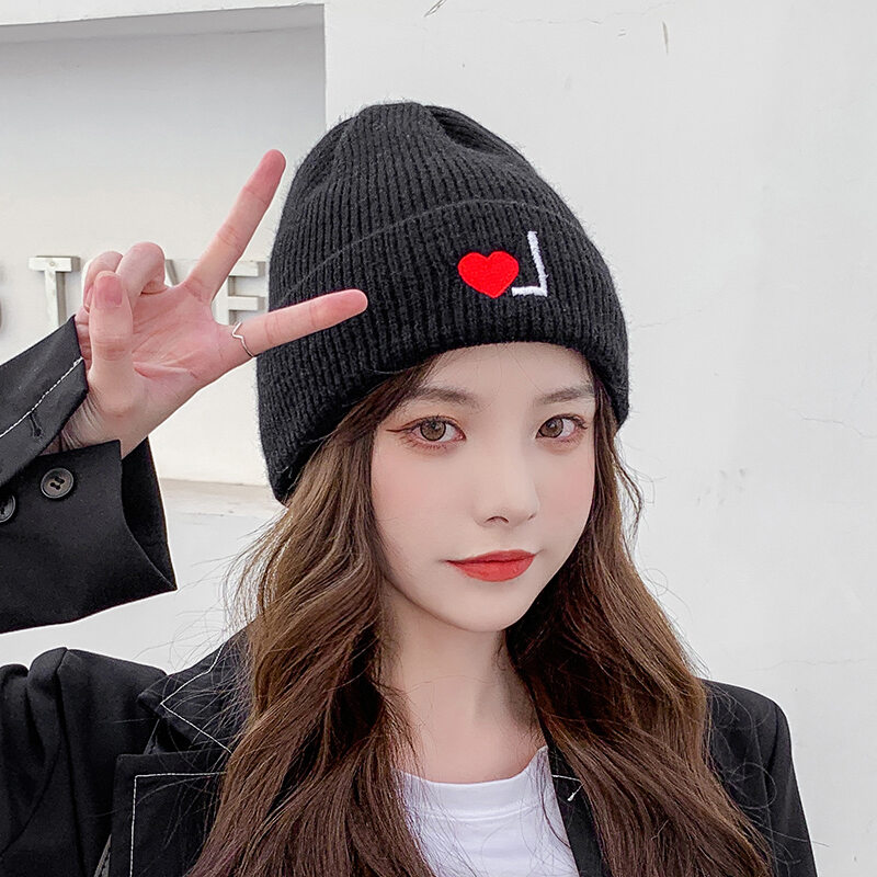 Versi Korea  Topi  Perempuan Musim  Dingin  Chic Cinta Bordir 