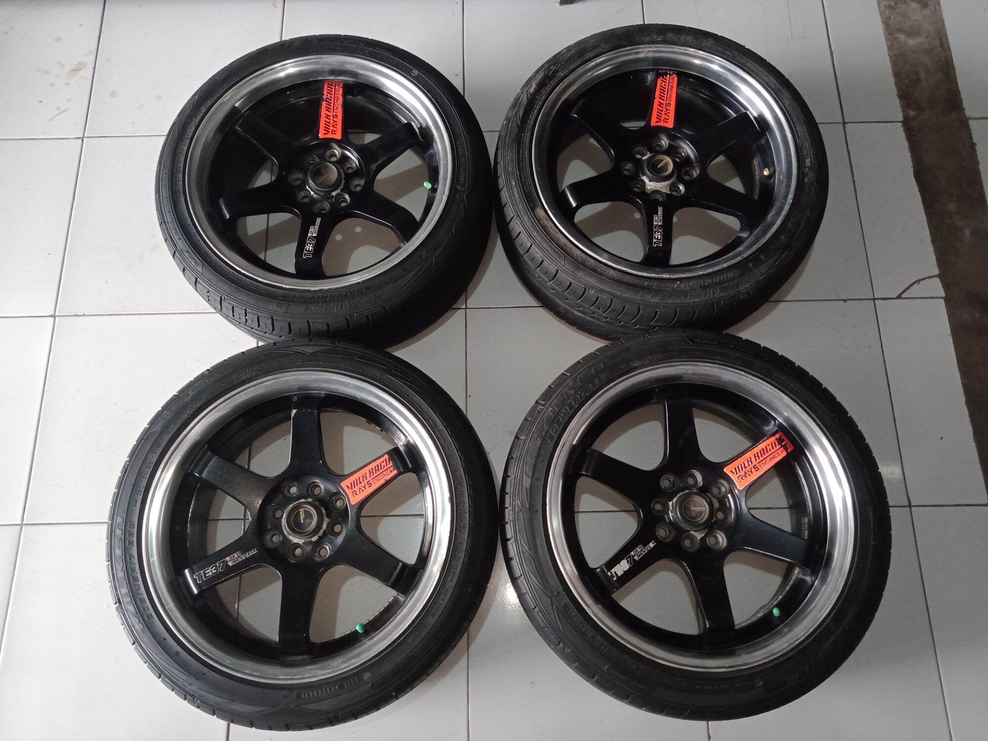 Velg Mobil Te37 Ring 17 Lebar 7 Rata pcd 4x100/114 Et 42 Harga 5,900,000 rupiah*Gratis Ongkir